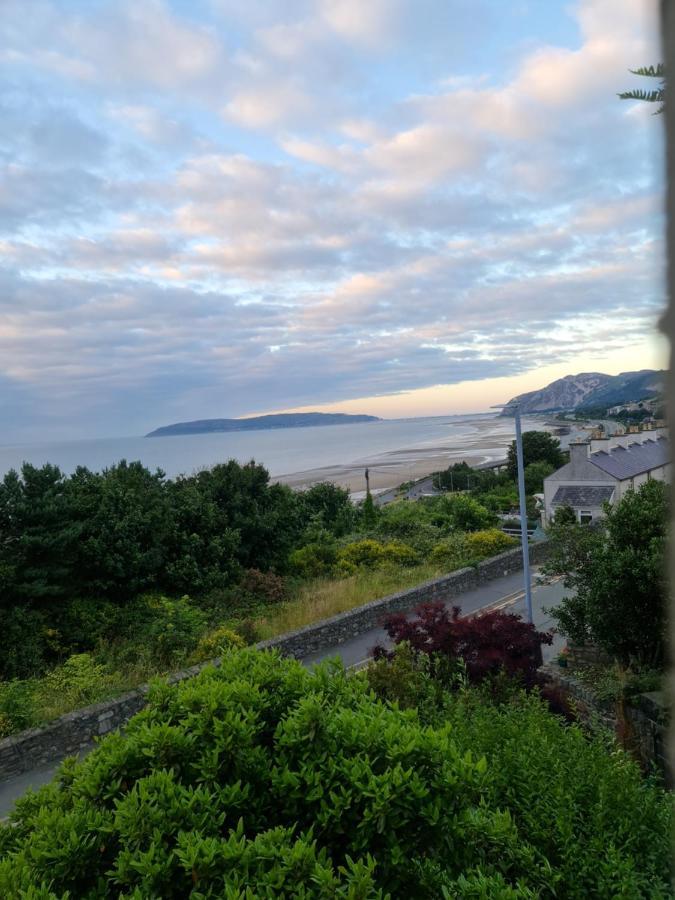 Villa 4Br Sea View Escape-Near Snowdonia& Coastal Trails à Penmaen-mawr Extérieur photo
