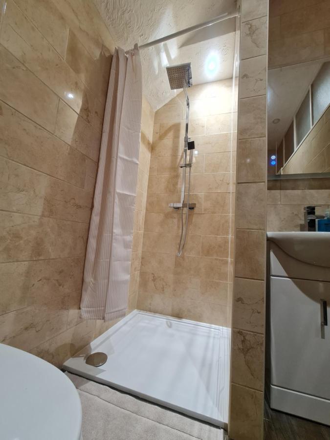 Villa 4Br Sea View Escape-Near Snowdonia& Coastal Trails à Penmaen-mawr Extérieur photo